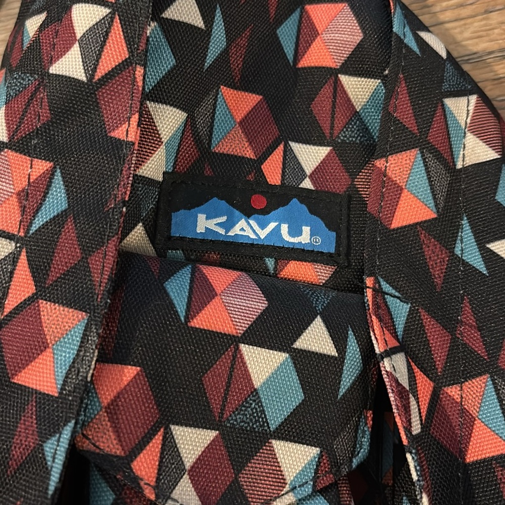 Kavu Sling Bag - Picture 2 of 9